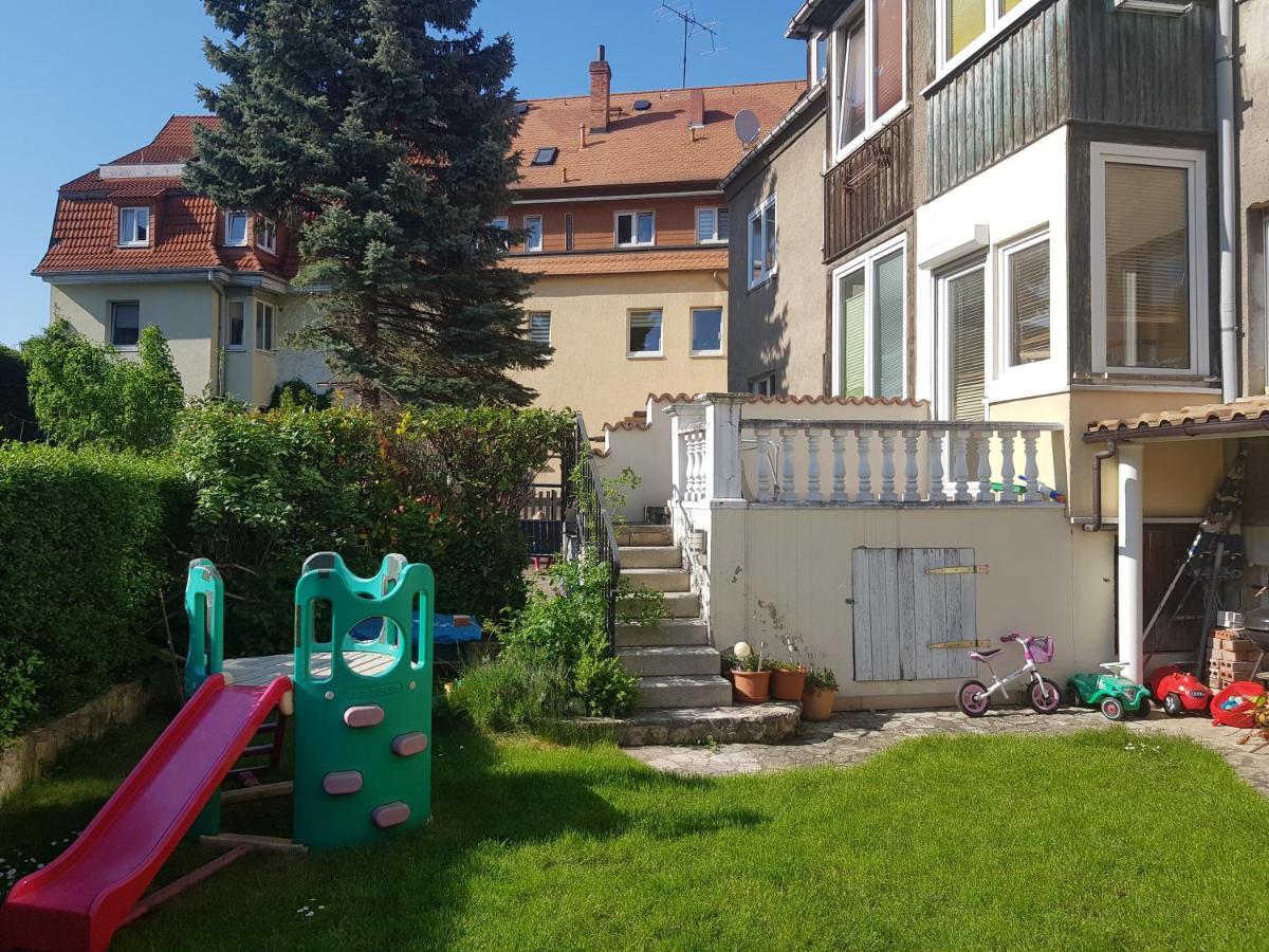Apartment Am Suedpark Erfurt - Inkl Garten Mit Sitzlounge - Zentrumsnah Luaran gambar