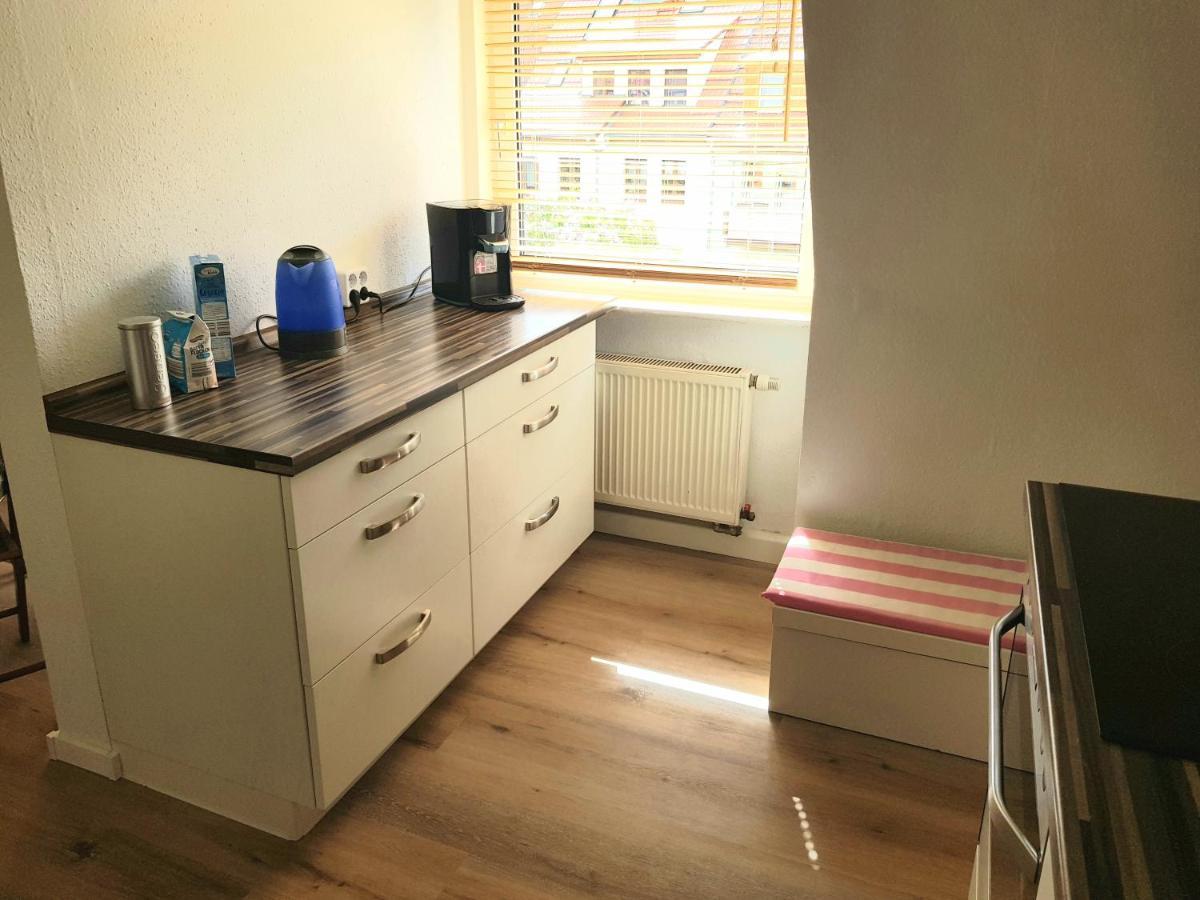 Apartment Am Suedpark Erfurt - Inkl Garten Mit Sitzlounge - Zentrumsnah Luaran gambar